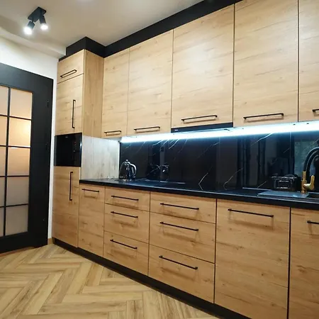 Every Sky - Kilińskiego 17a-17b-17c Szklarska Poręba